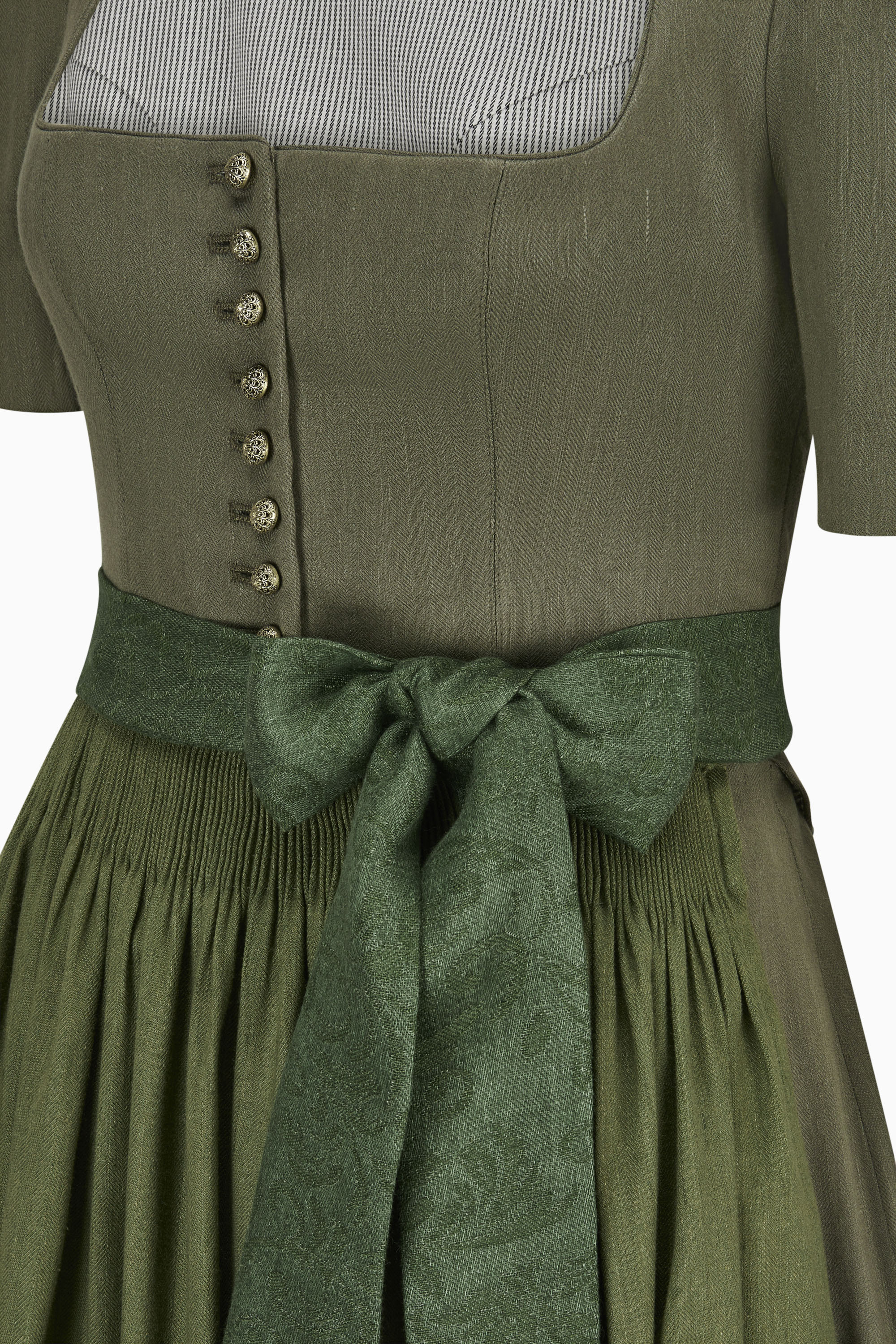 gottseidank-dirndl-hanni-mit-puffarm-und-sch-chen image 3