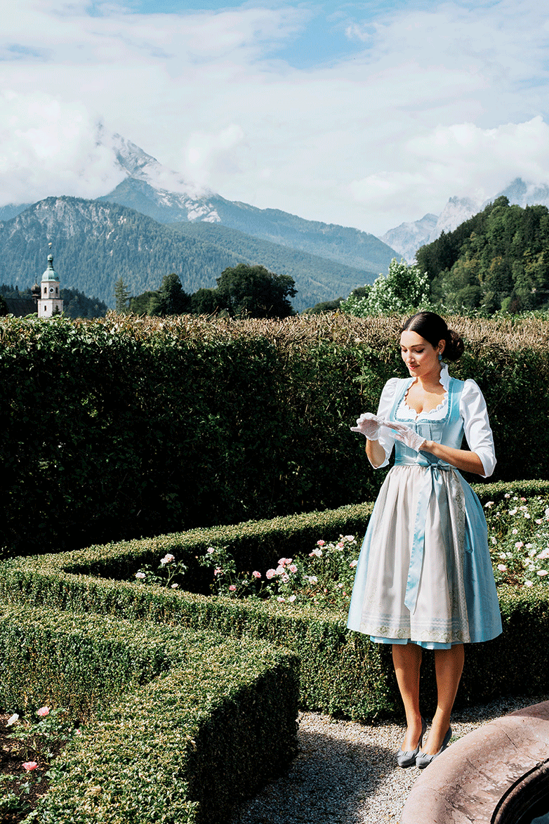g-ssl-kaiserin-dirndl-sch-rze-70-cm-seide-handdruck-natur image 4