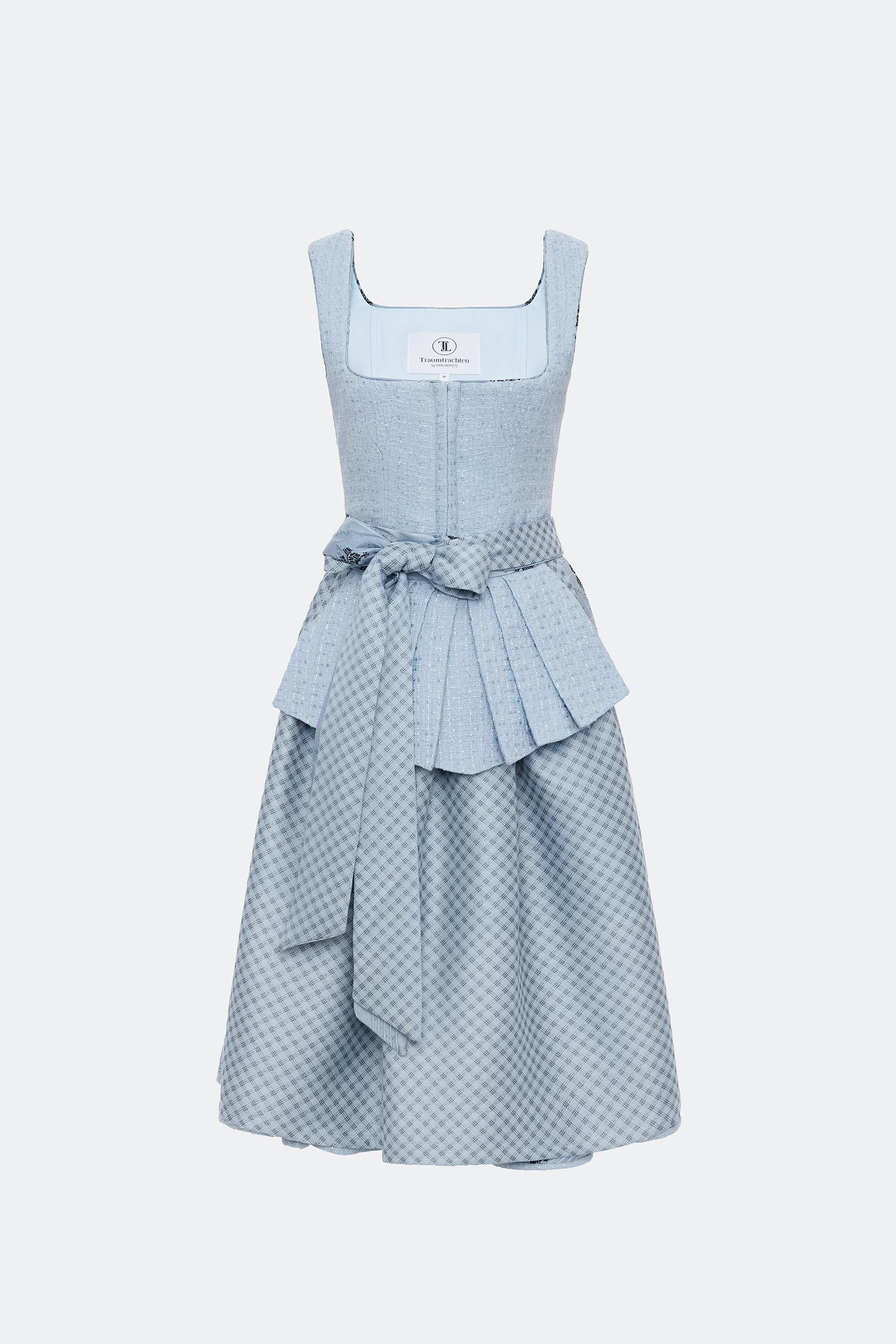traumtrachten-dirndl-livia-in-hellblau image 3