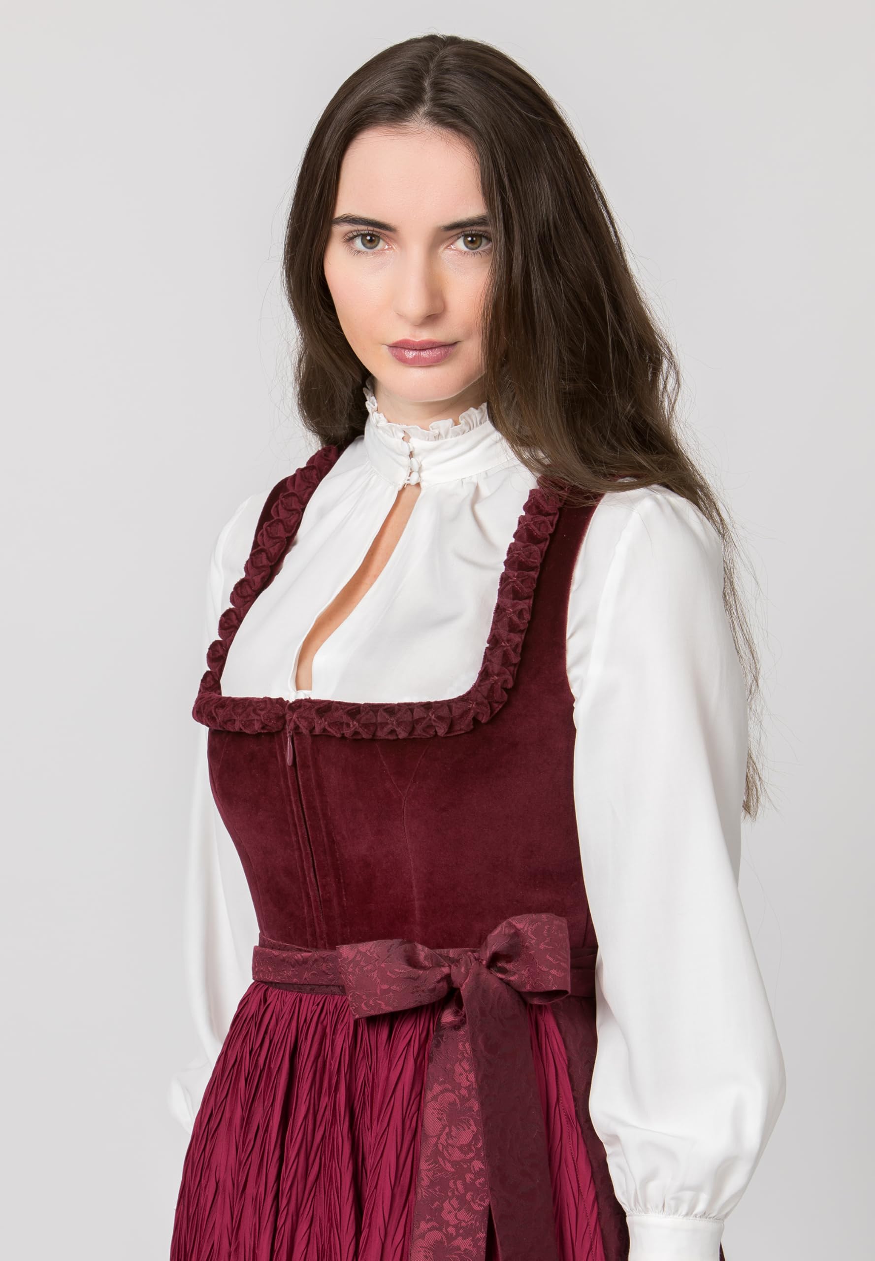 stockerpoint-dirndl-maxime-klassisches-trachten-dirndl image 5