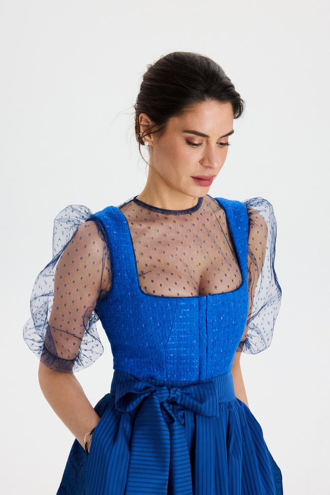 traumtrachten-dirndl-livia-in-meerblau image 7